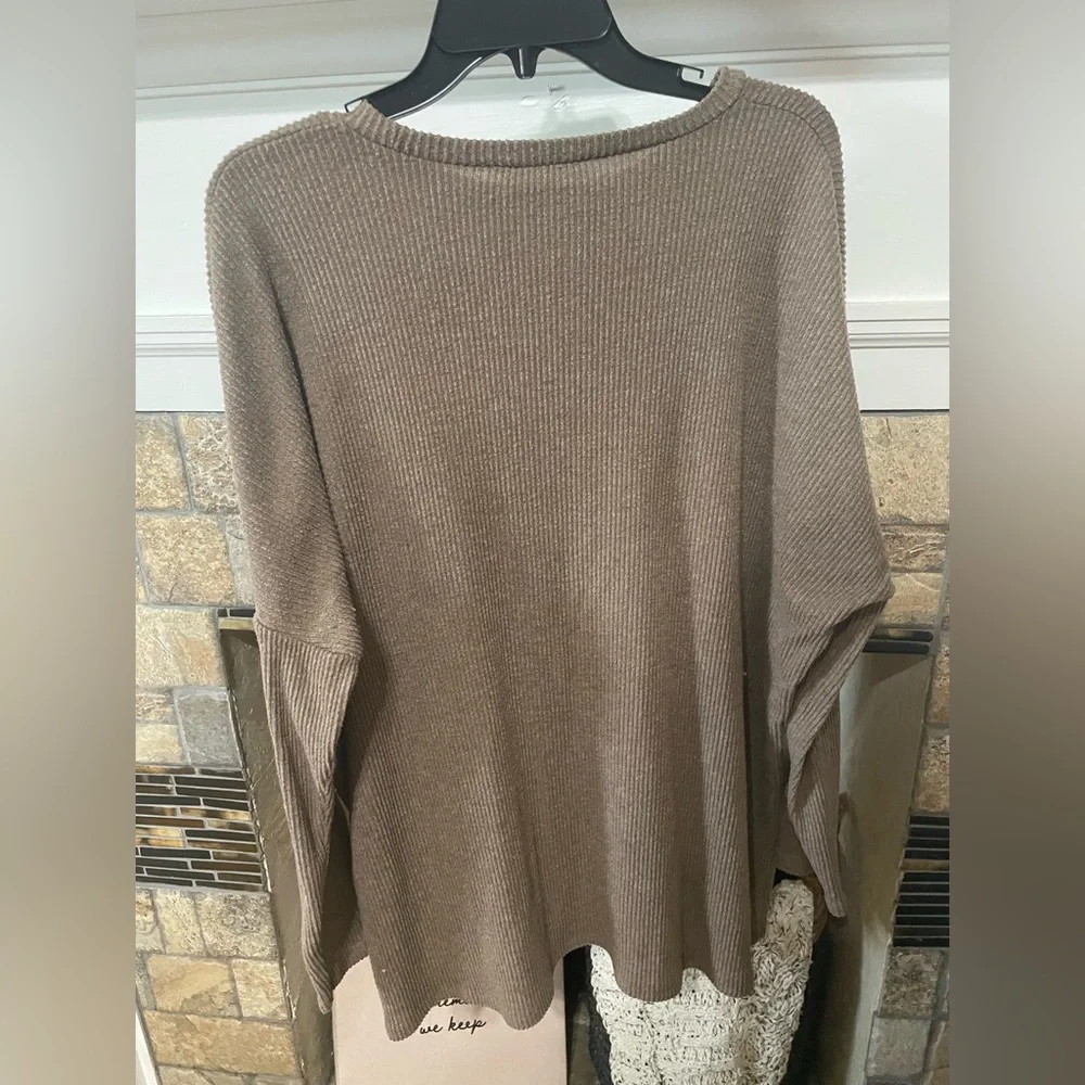 Zenana Ribbed Knit Top - Picture 2 of 4